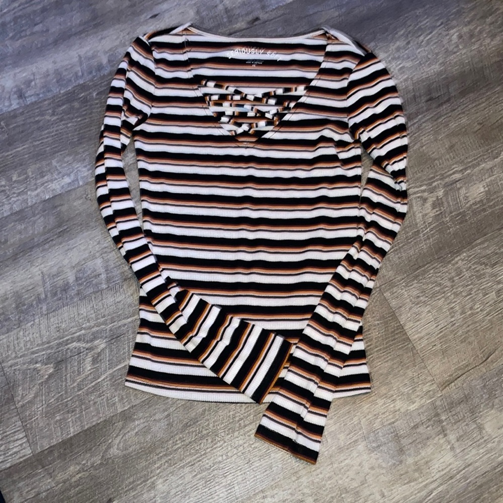 Long sleeve aero seriously soft t